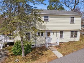 107 Pond St, Rockland MA 02370