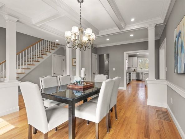555 Lowell St, Lexington MA 02420