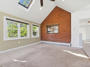 44 Clark St, Spencer MA 01562