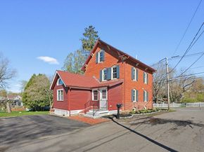 44 Clark St, Spencer MA 01562