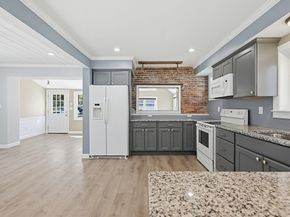 44 Clark St, Spencer MA 01562