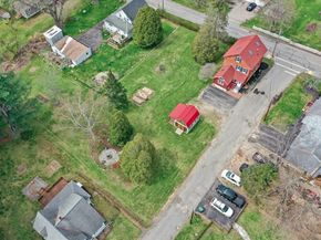 44 Clark St, Spencer MA 01562