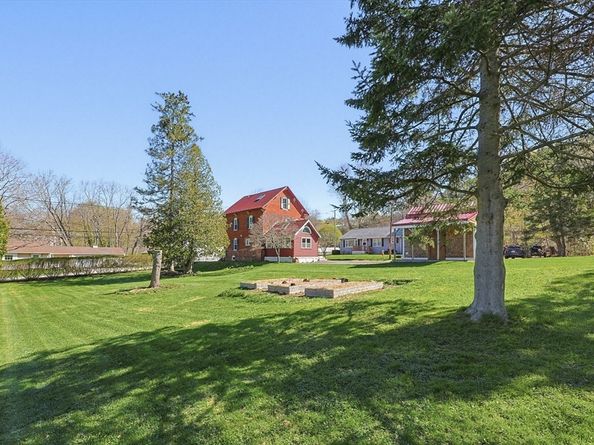 44 Clark St, Spencer MA 01562
