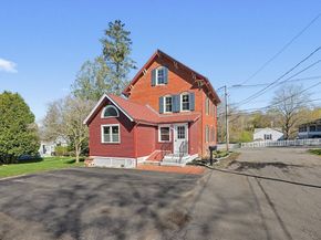 44 Clark St, Spencer MA 01562