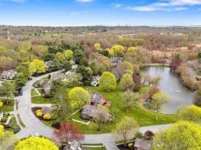 37 Potter Pond 37, Lexington MA 02421