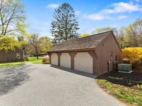 37 Potter Pond 37, Lexington MA 02421
