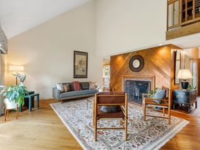 37 Potter Pond 37, Lexington MA 02421