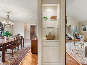 37 Potter Pond 37, Lexington MA 02421