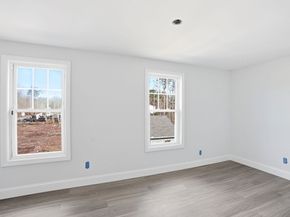 357 Wareham St, Middleboro MA 02346
