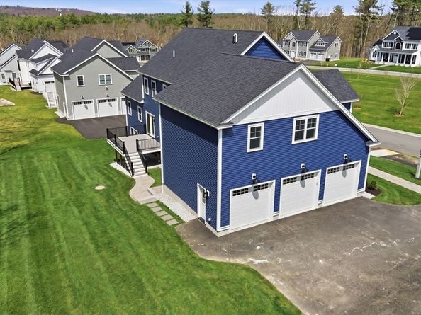 16 St Paul Lane Lot 20, Westford MA 01886
