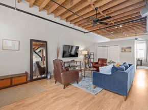 60 Dudley St 27, Chelsea MA 02150