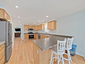 124 Pond St, Weymouth MA 02190