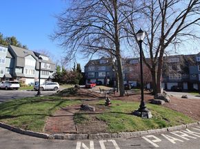 504 Reynolds Drive 504, Saugus MA 01906