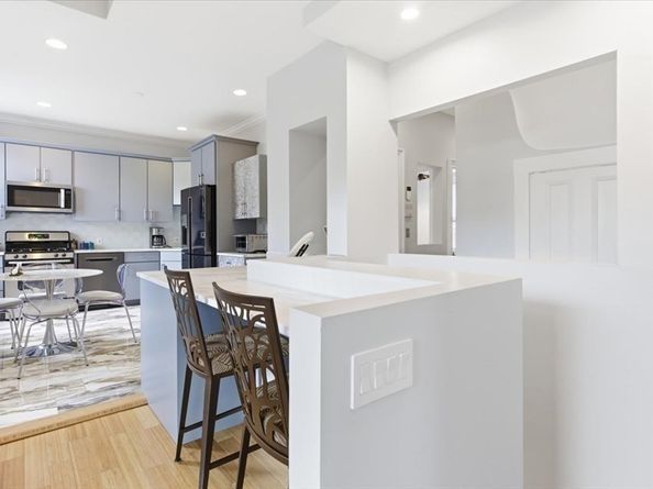 96 Seaverns Ave 1, Boston MA 02130