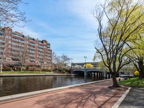 6 Canal Park 106, Cambridge MA 02141