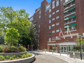 6 Canal Park 106, Cambridge MA 02141