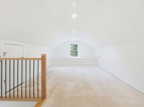 9 Cypress Rd, Natick MA 01760