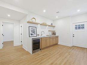 9 Cypress Rd, Natick MA 01760