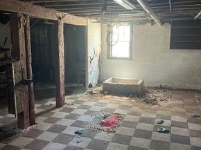 139 Eastern Ave, Essex MA 01929