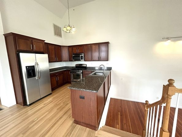 157 Beale Street 6, Quincy MA 02170