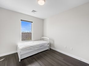 999 Hancock St 502, Quincy MA 02169