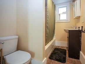 11 Central St, West Brookfield MA 01585
