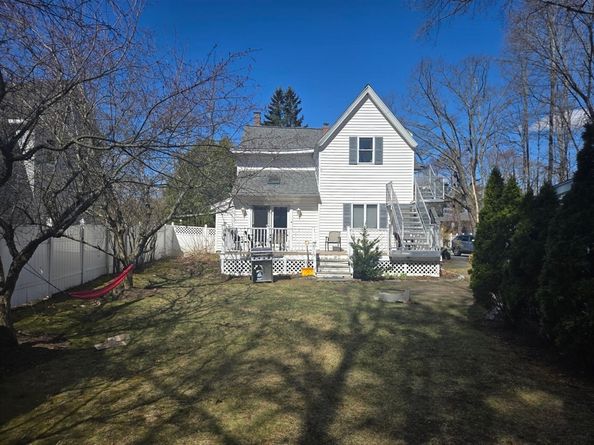 279 Osgood St, North Andover MA 01845