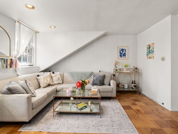 17 Bowdoin St 5BC, Boston MA 02114