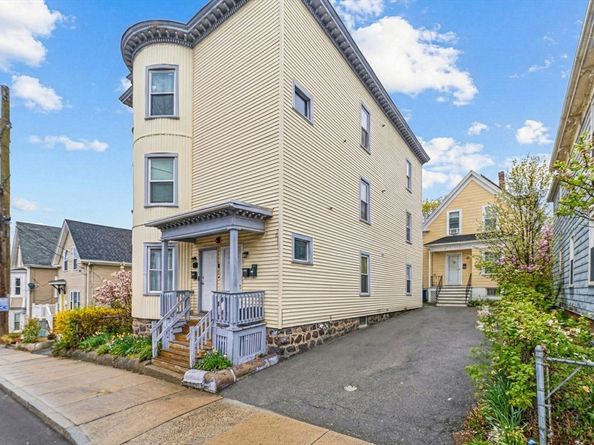 10 Adams St, Lynn MA 01902