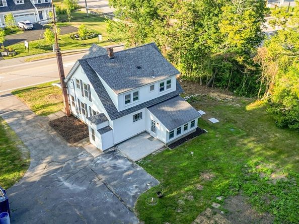 84 E Main Street, Hopkinton MA 01748