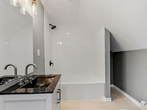 26 Pratt Rd, Fitchburg MA 01420