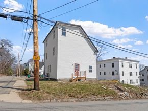 26 Pratt Rd, Fitchburg MA 01420