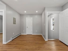 26 Pratt Rd, Fitchburg MA 01420