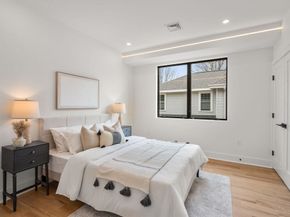 28 Keefe Avenue 28, Newton MA 02464
