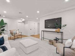 28 Keefe Avenue 28, Newton MA 02464