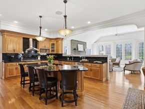 29 Hoveys Pond Dr, Boxford MA 01921