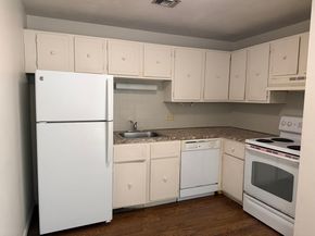 176 Maple Ave 434, Rutland MA 01543