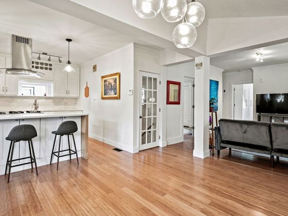 34 Everett Ave 1, Somerville MA 02145