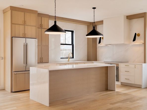 17 South Waverly St, Boston MA 02135