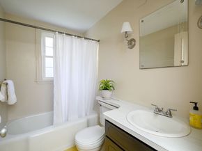 7 Arbutus Avenue, Braintree MA 02184