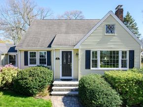 7 Arbutus Avenue, Braintree MA 02184