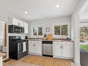 475 Pleasant St, Stoughton MA 02072