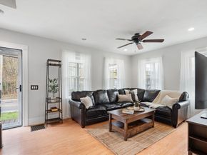 475 Pleasant St, Stoughton MA 02072