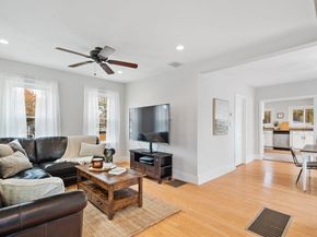 475 Pleasant St, Stoughton MA 02072