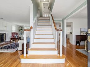 85 Marks Rd, Weymouth MA 02189