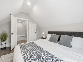 13 Leyden St, Medford MA 02155