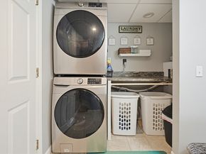 2 Kimberly Ln, Blackstone MA 01504