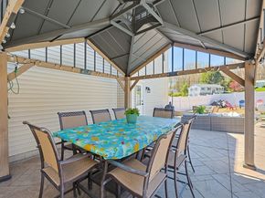 2 Kimberly Ln, Blackstone MA 01504