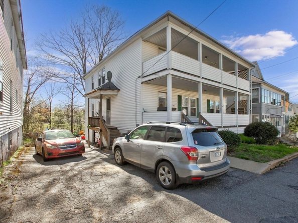 101 Marquette St, Gardner MA 01440