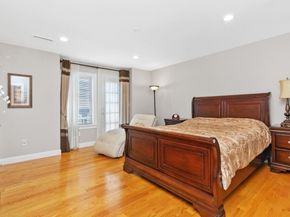172 Bright Street 3, Waltham MA 02453